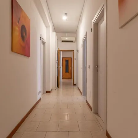 Grand By Alloro Su Treno - Affitti Brevi Italia Guest house